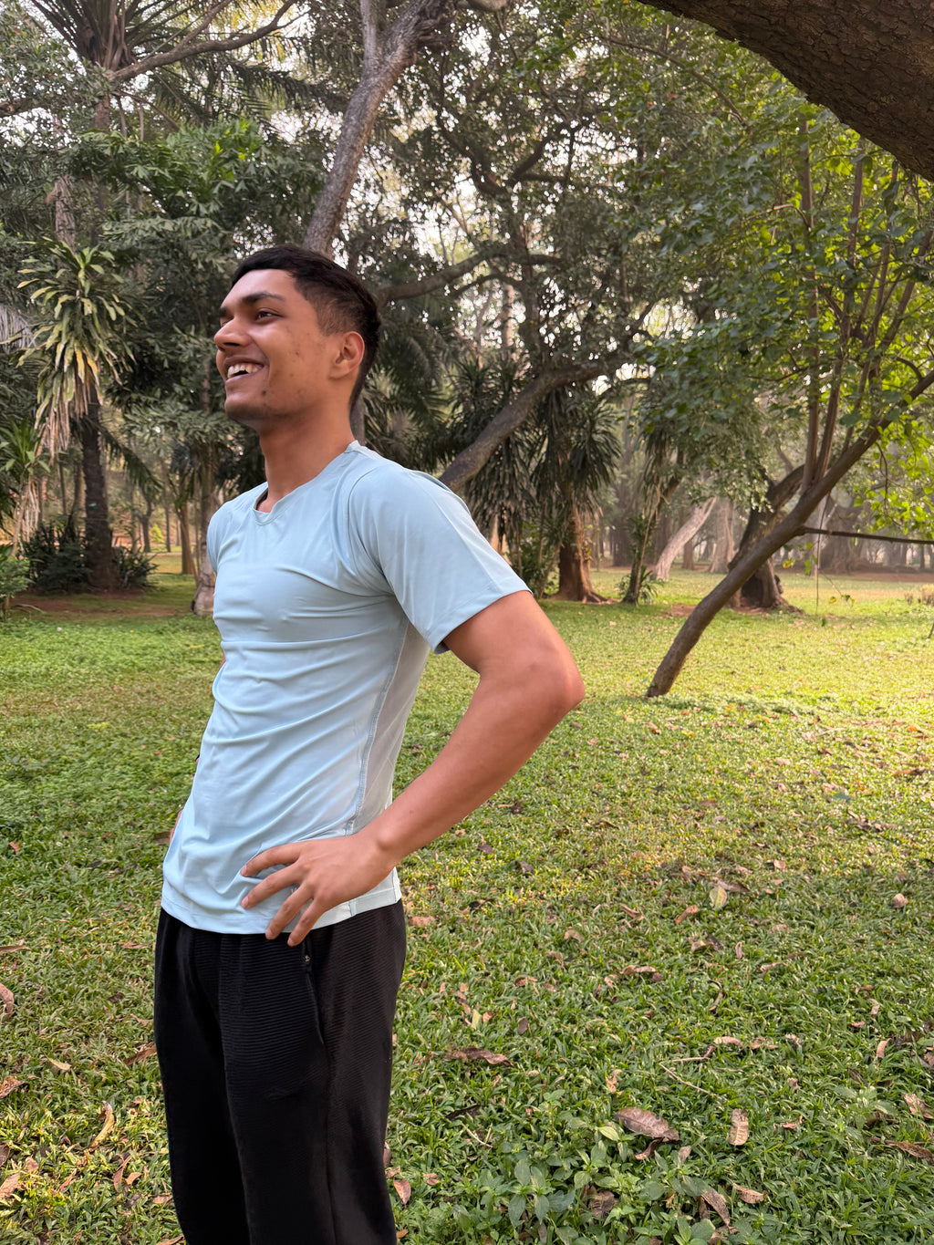 Men's Forget-Me-Not Performance Tee