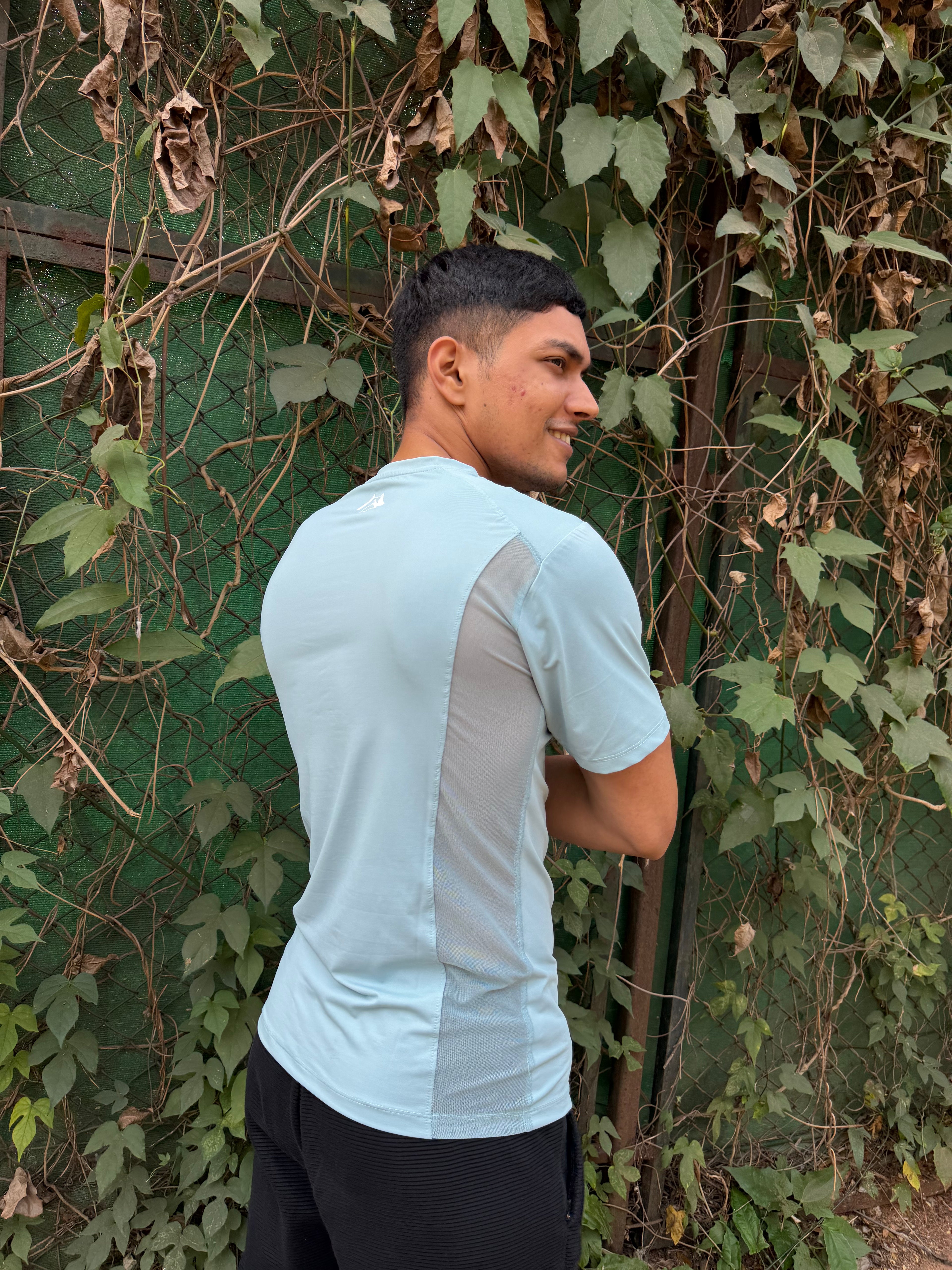 Men's Forget-Me-Not Performance Tee